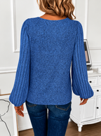 Blusa Elegante de Cuello en V con Mangas Acanaladas